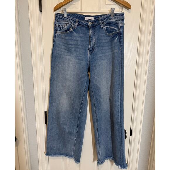 Flying Monkey Wide Leg Jeans 32 Raw Hem High Rise Stretch Denim Trendy Y2K - Picture 1 of 8